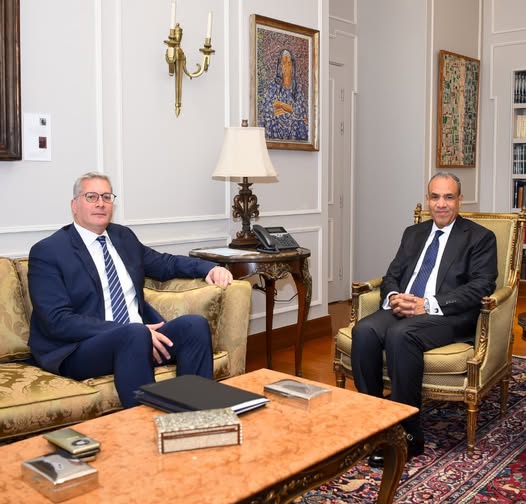 الخارجية والبترول تبحثان تعزيز التعاون لجذب الاستثمارات الأجنبية لقطاع الطاقة