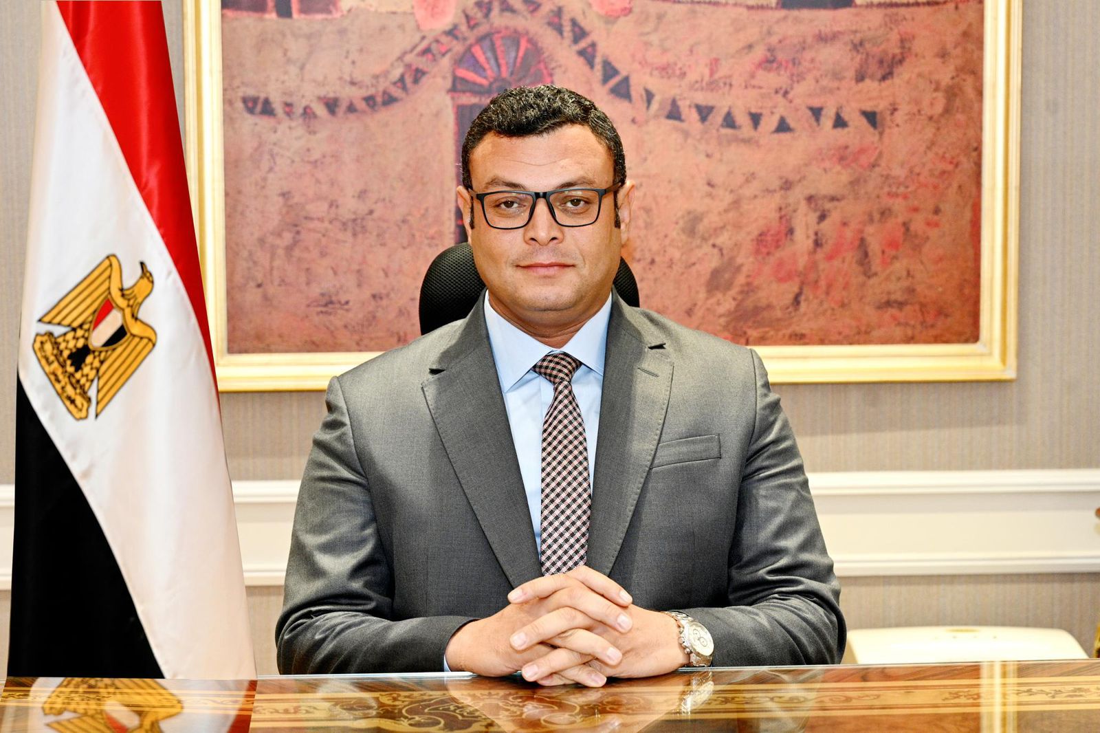 وزير الإسكان يُعلن طرح حزمة من الفرص الاستثمارية بمدن العبور والعاشر من رمضان وطيبة الجديدة