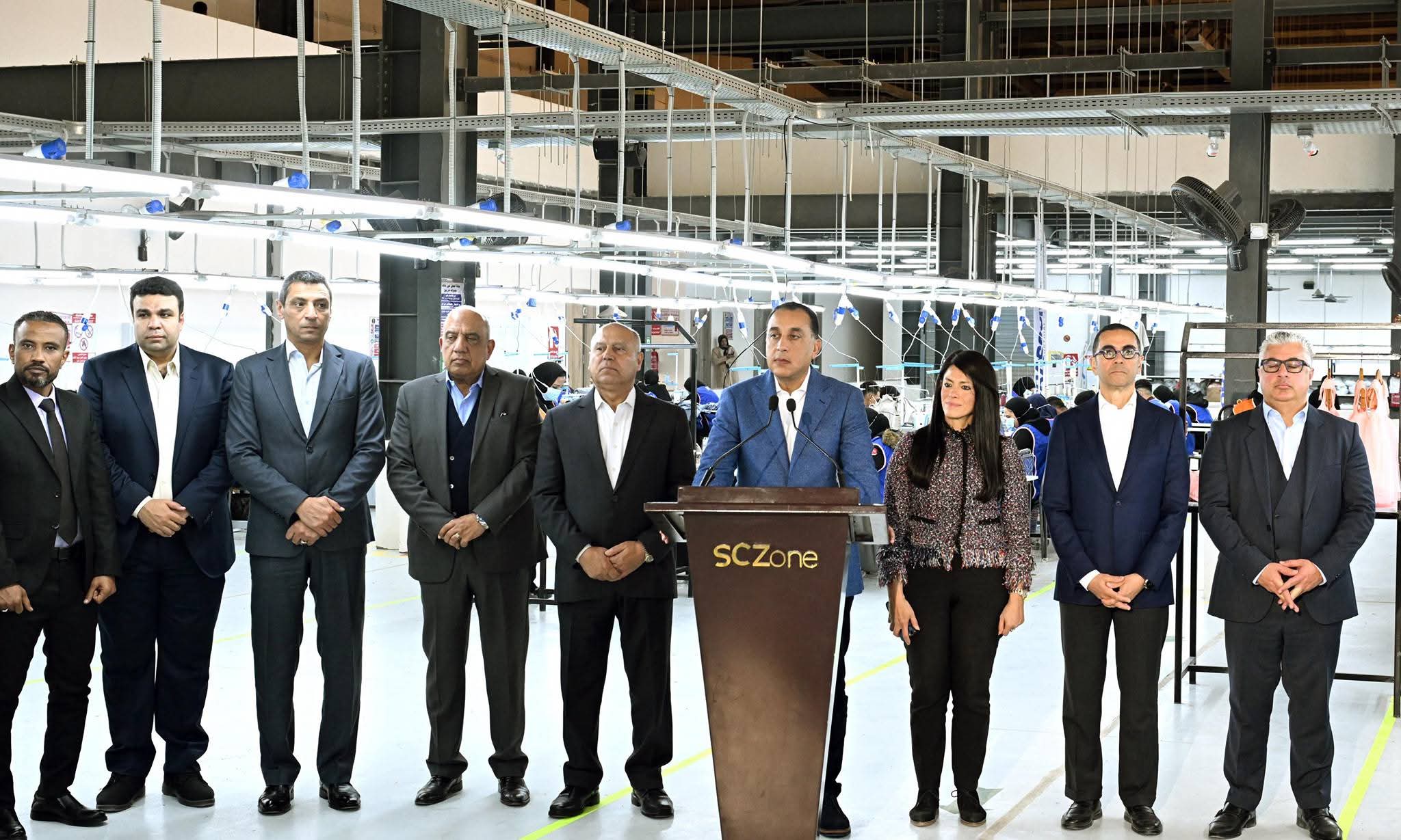 مدبولي : 190 مصنعا تم تشغيلها و150 تحت التنفيذ في اقتصادية قناة السويس