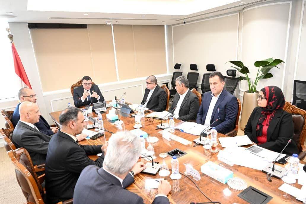 الشربيني يتابع مع شركة سامكريت موقف مشروعاتها في المدن الجديدة