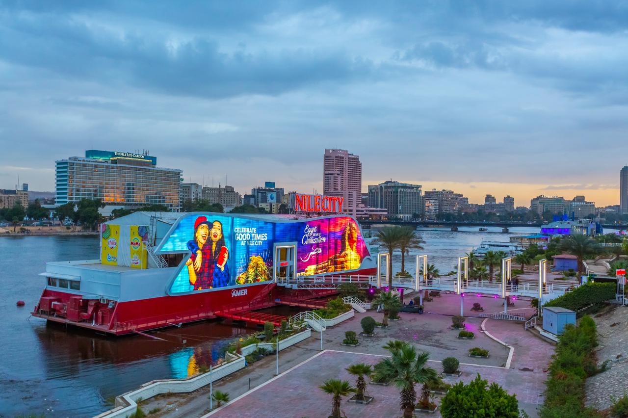 إيه كابيتال تعلن السيطرة على حريق محدود بمركب نايل سيتي دون إصابات