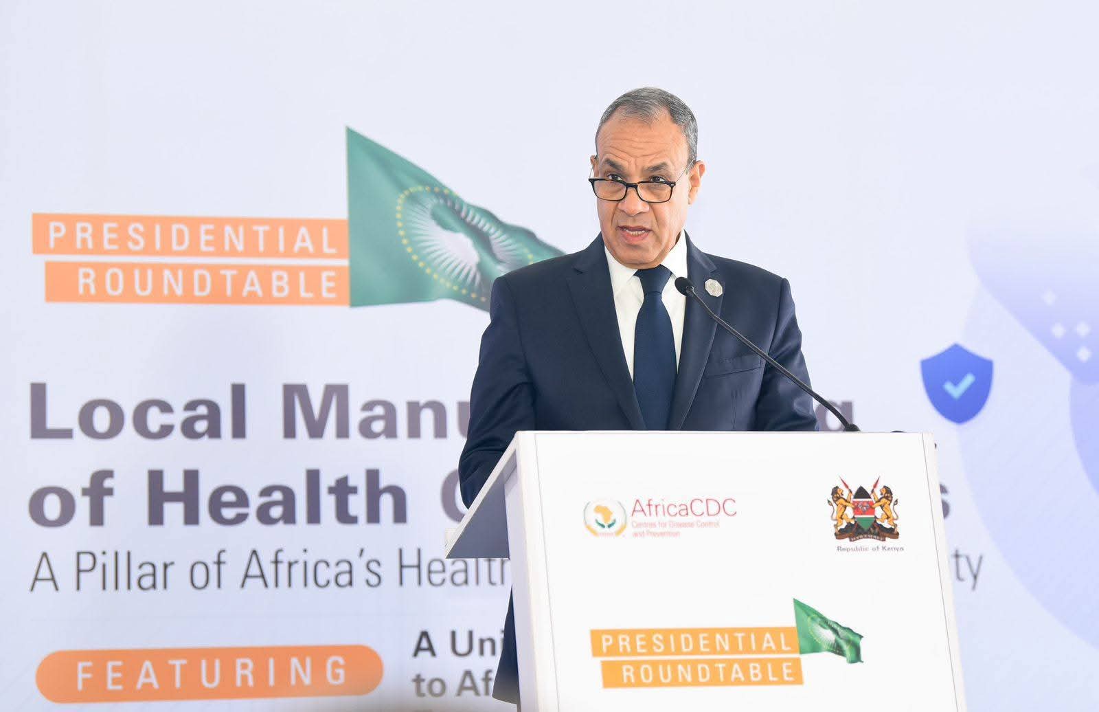 وزير الخارجية يشارك في مائدة مستديرة حول التصنيع المحلي للسلع الصحية في إفريقيا