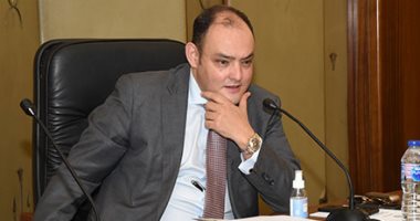 الدكتور أحمد سمير وزير التجارة والصناعة
