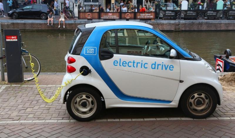 إقبال على ترخيص السيارات الكهربائية في مصر