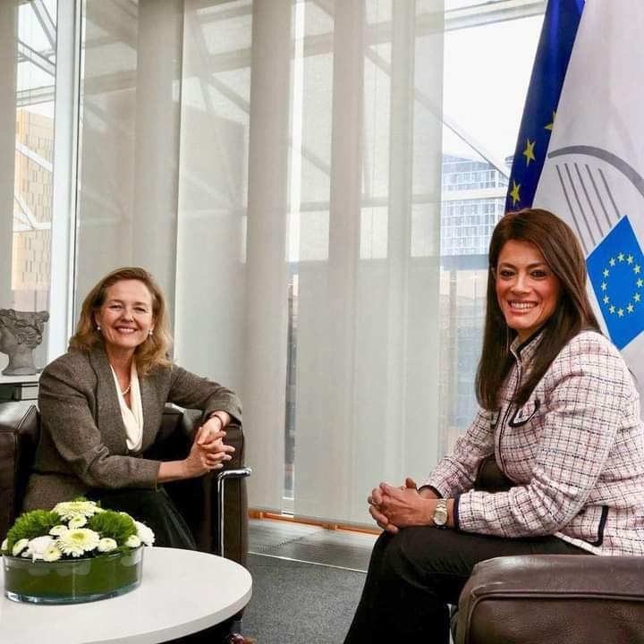 وزيرة التعاون الدولي خلال لقائها مع مسئولة البنك الأوروبي