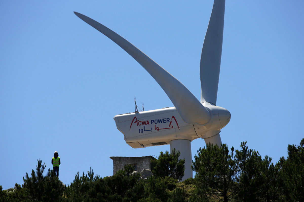توربين لتوليد الطاقة من الرياح تابع لشركة أكوا باور